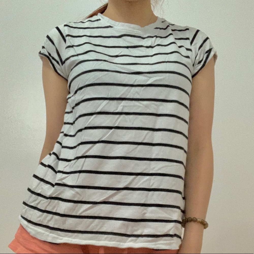 Forever21- Black&White T-Shirt